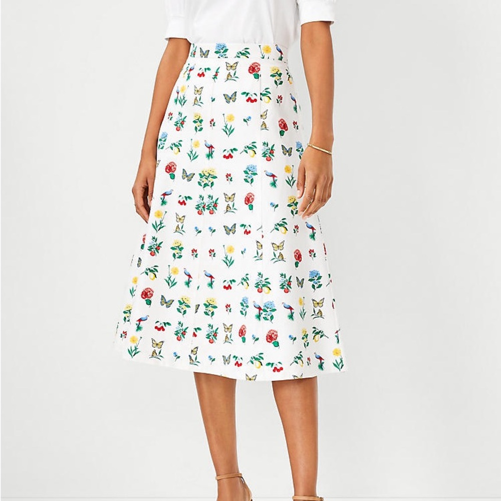 Brand New Ann Taylor button skirt